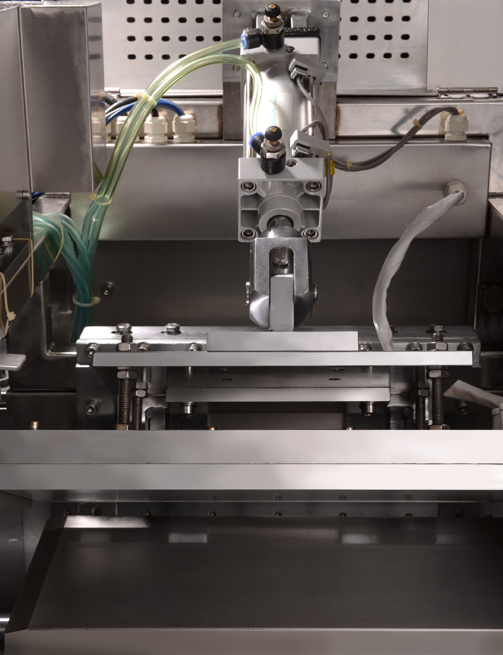 GL-06    Handcrafted Egg Roll Machine