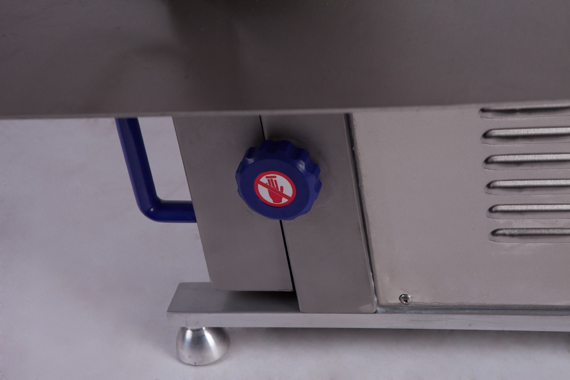 GL-1650 Bone saw