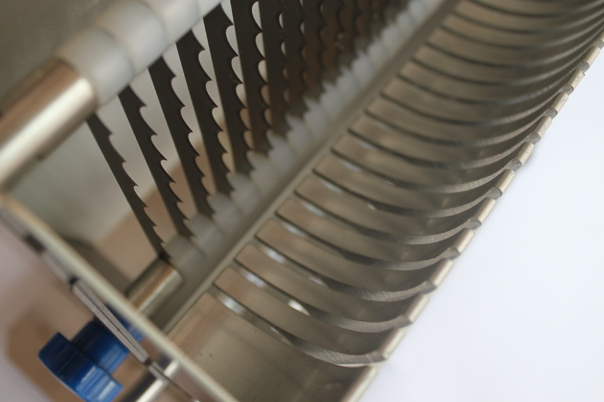 GL-18 Sausage cutter