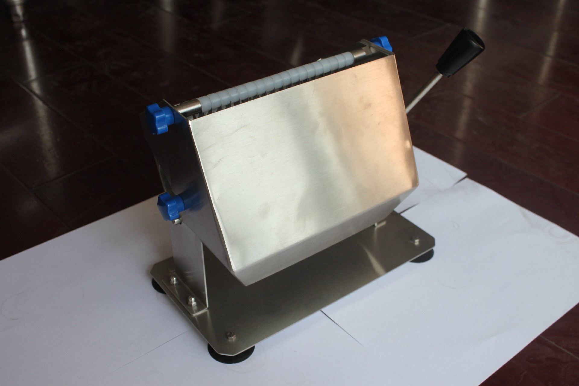 GL-18 Sausage cutter